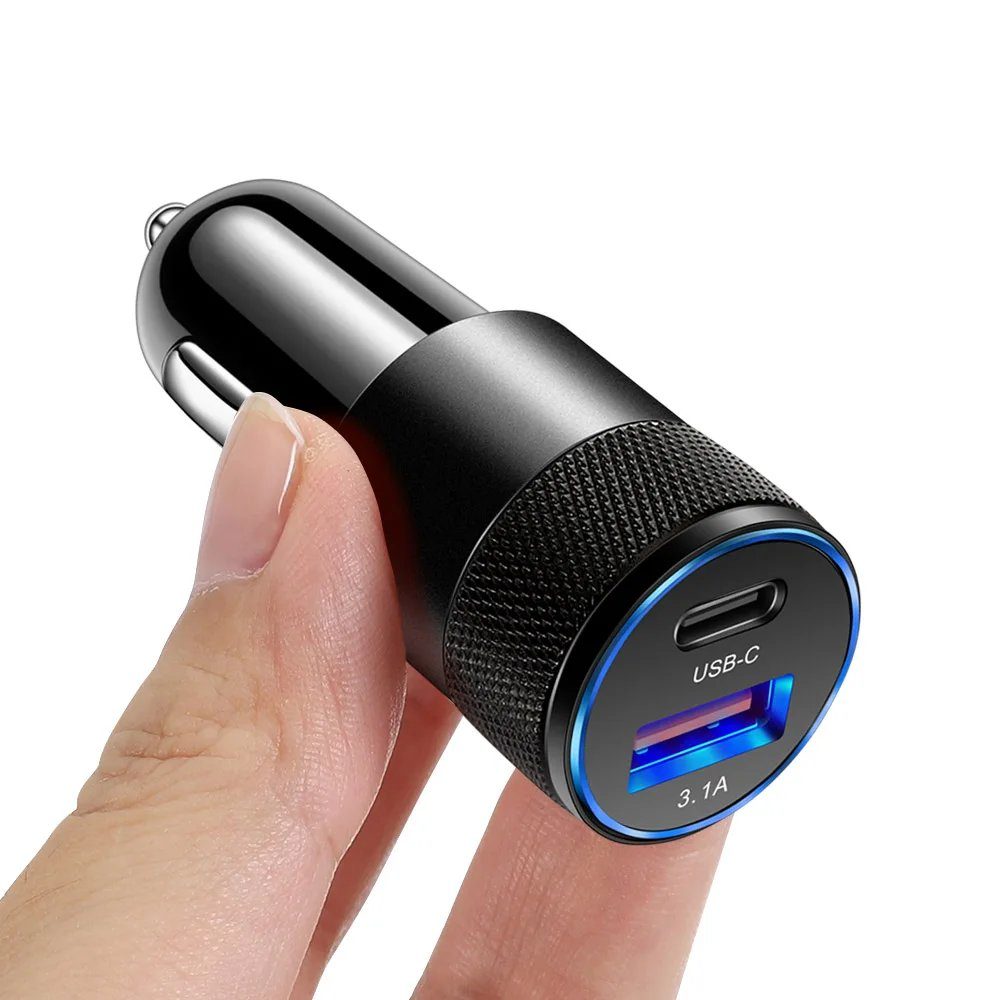 CARGADOR AUTO METÁLICO DOBLE PUERTO USB Y TIPO C 